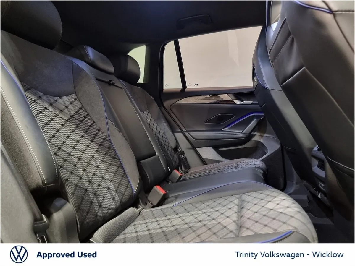 Volkswagen Tiguan SUV, Petrol Hybrid, 2025, Grey