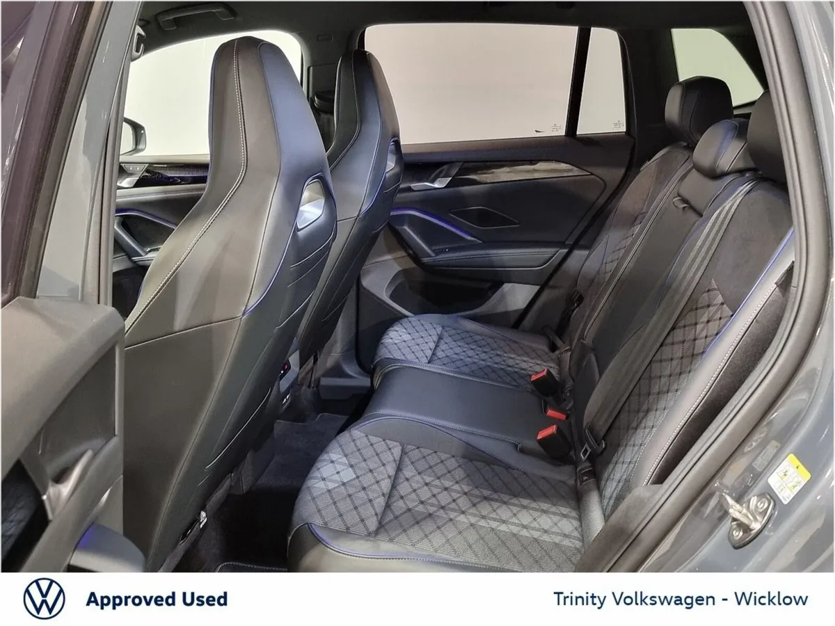 Volkswagen Tiguan SUV, Petrol Hybrid, 2025, Grey