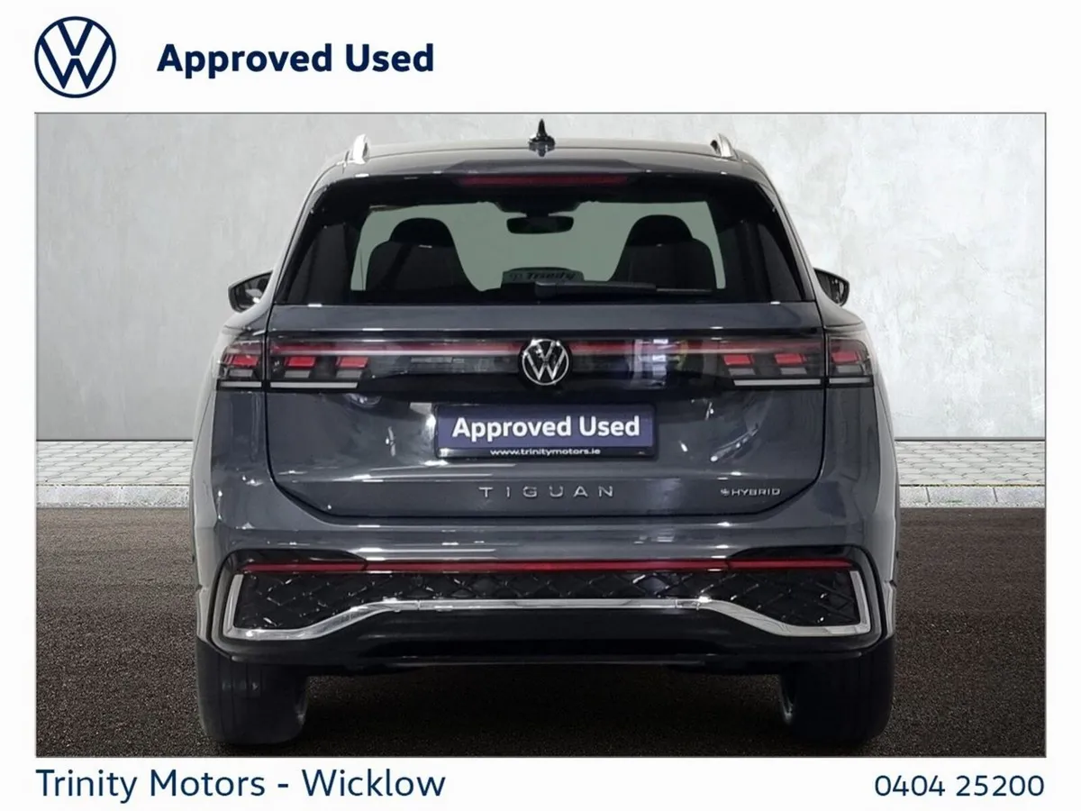 Volkswagen Tiguan SUV, Petrol Hybrid, 2025, Grey