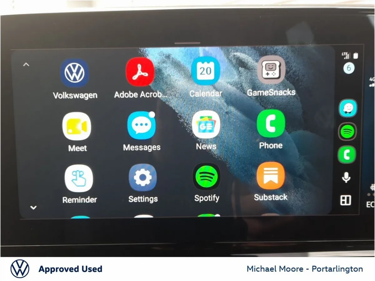 Volkswagen ID.4 Estate, Electric, 2023, Red