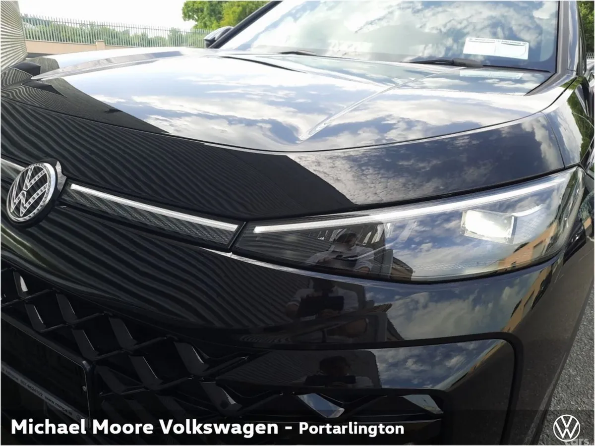 Volkswagen T-Roc SUV, Petrol Hybrid, 2026, Black
