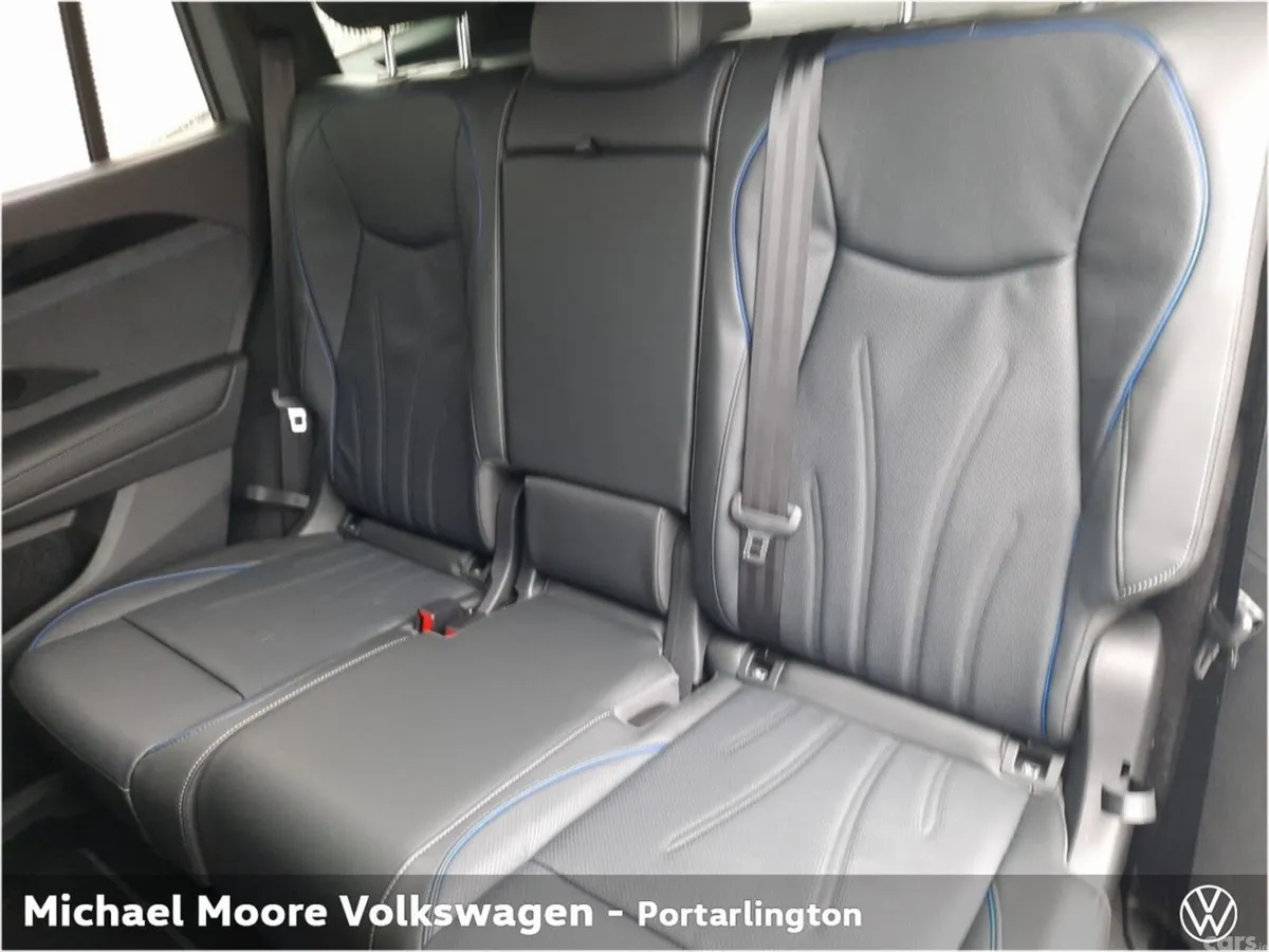 Volkswagen Tayron SUV, Petrol Plug-in Hybrid, 2027, Silver