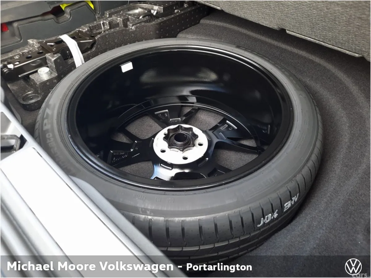 Volkswagen Passat Estate, Diesel, 2026, Black