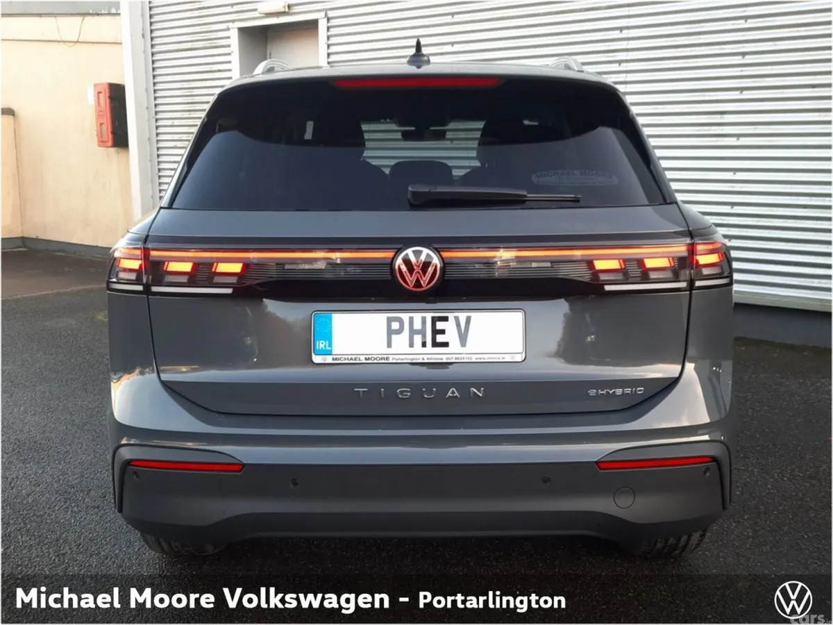 Volkswagen Tiguan SUV, Petrol Plug-in Hybrid, 2027, Grey