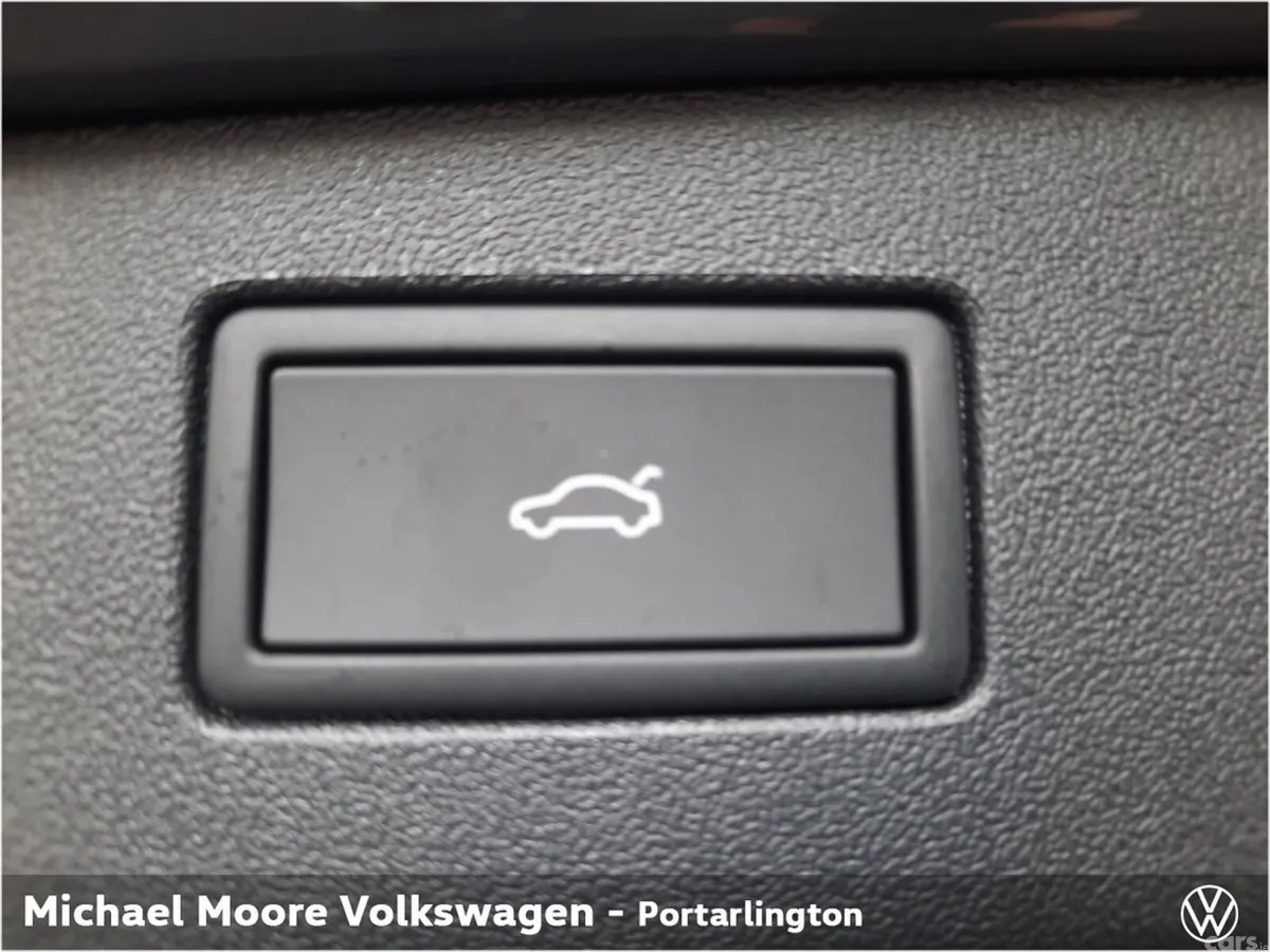 Volkswagen Tiguan SUV, Petrol Plug-in Hybrid, 2027, Grey