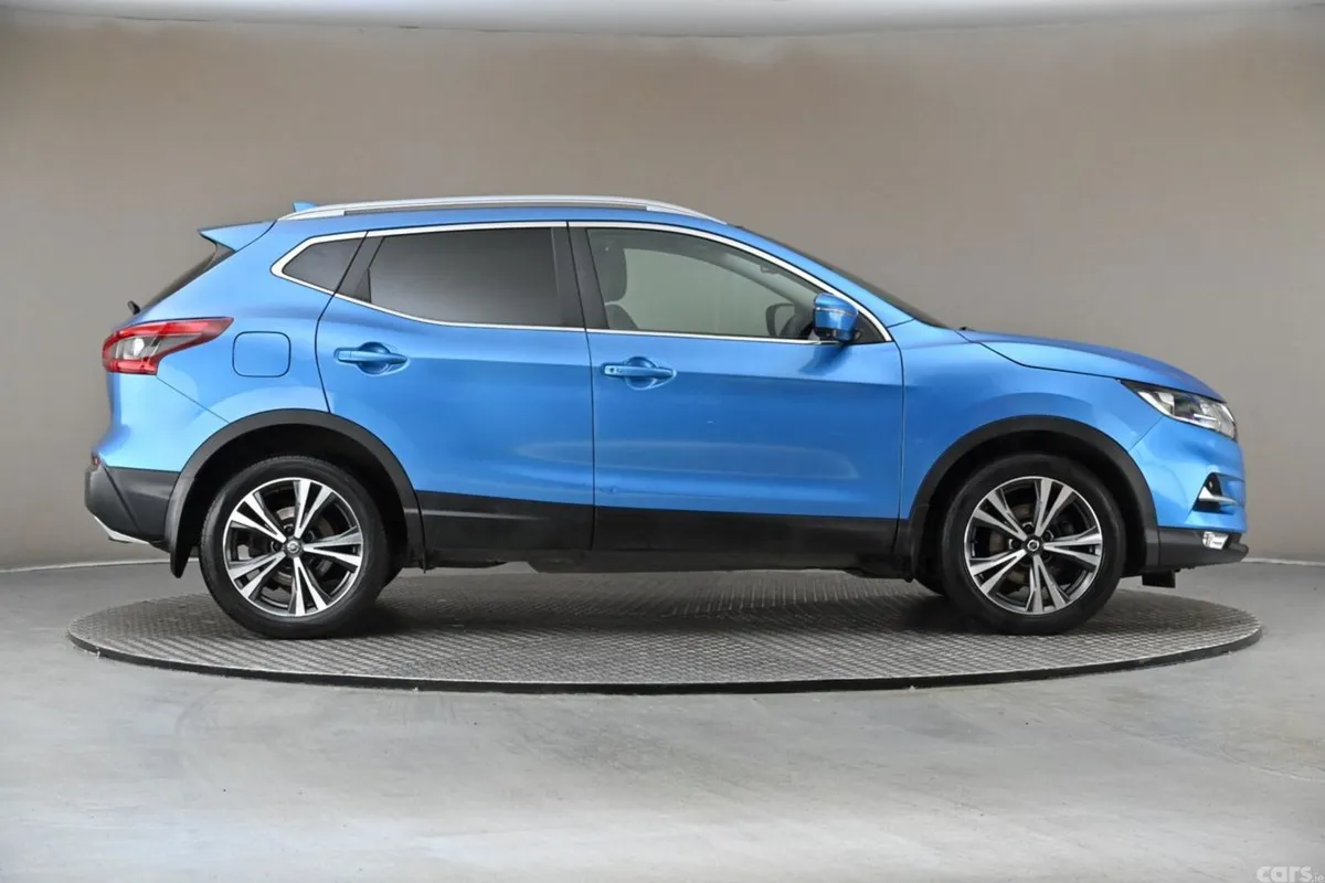 Nissan Qashqai SUV, Petrol, 2019, Blue