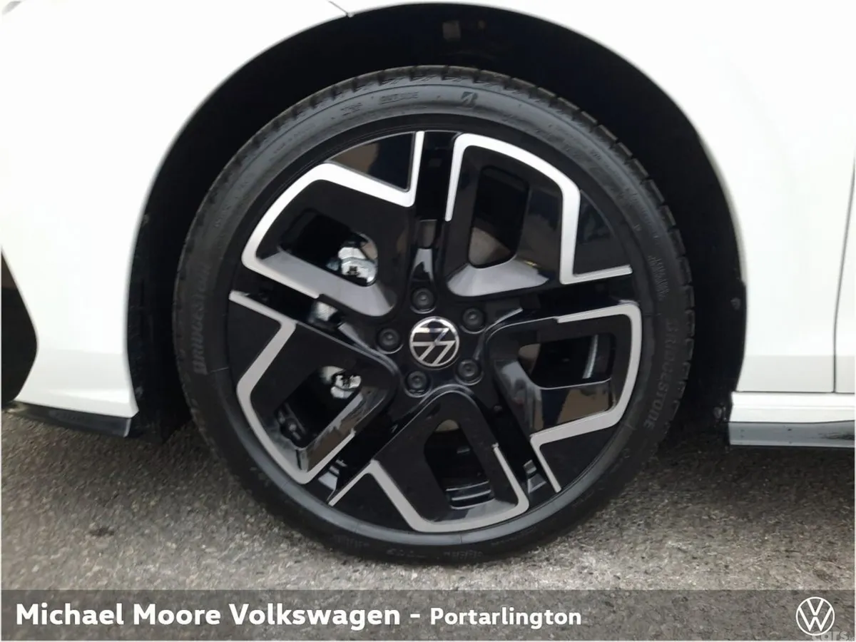 Volkswagen Golf Hatchback, Diesel, 2027, White