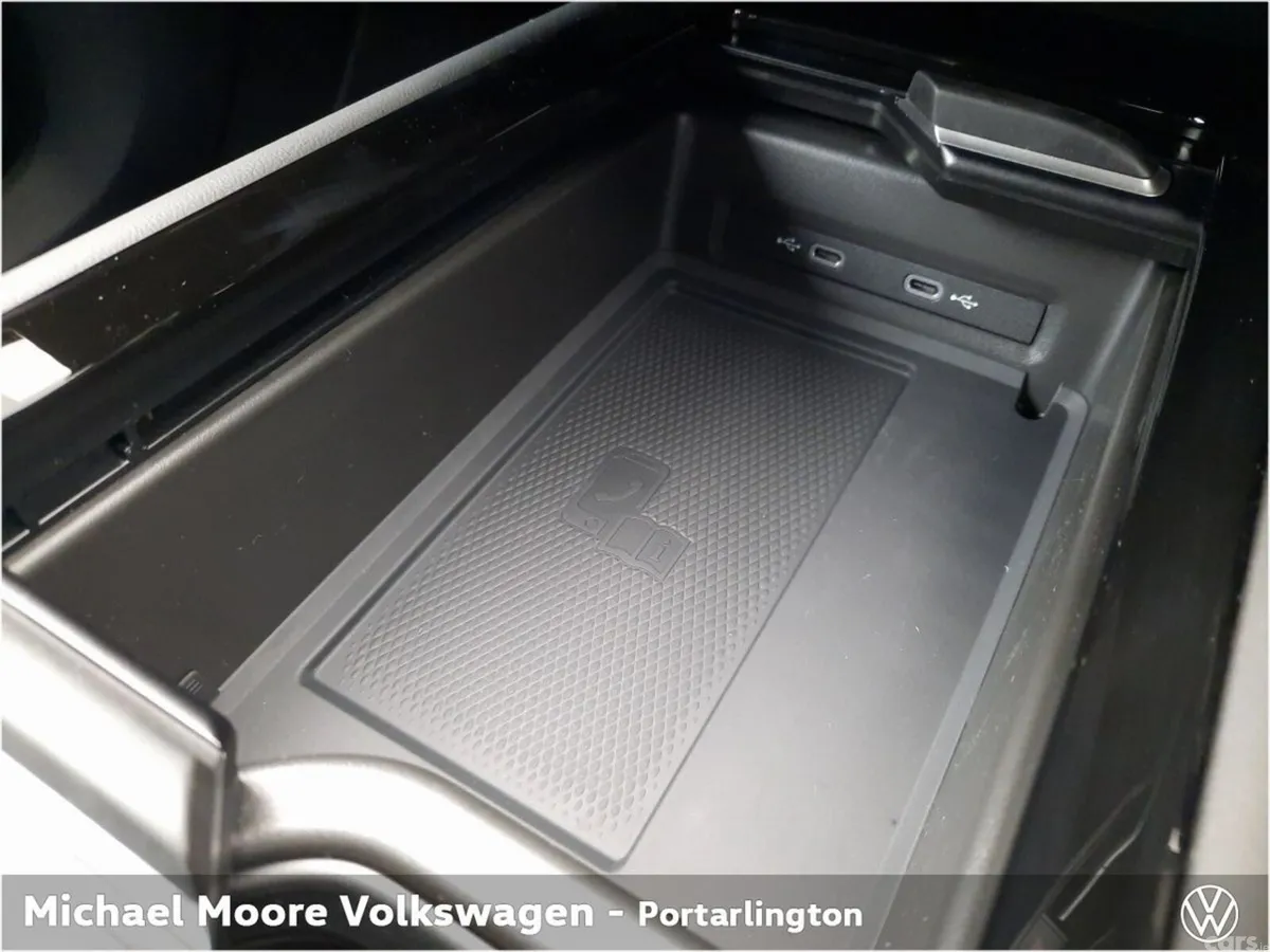 Volkswagen ID.7 Saloon, Electric, 2027, Blue