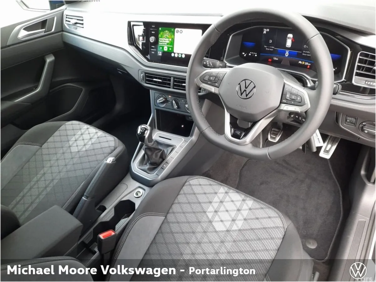 Volkswagen Polo Hatchback, Petrol, 2027, Blue