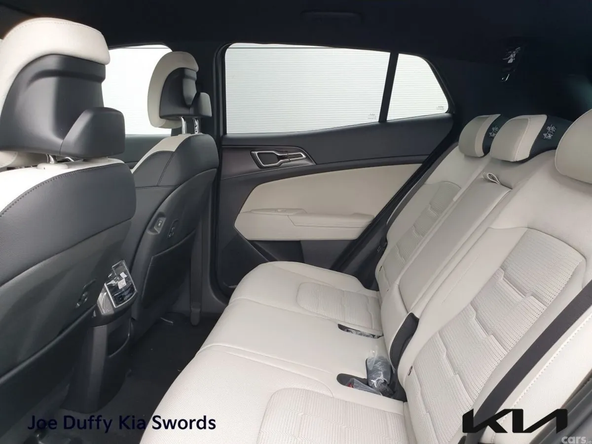 Kia Sportage SUV, Petrol Hybrid, 2026, Black