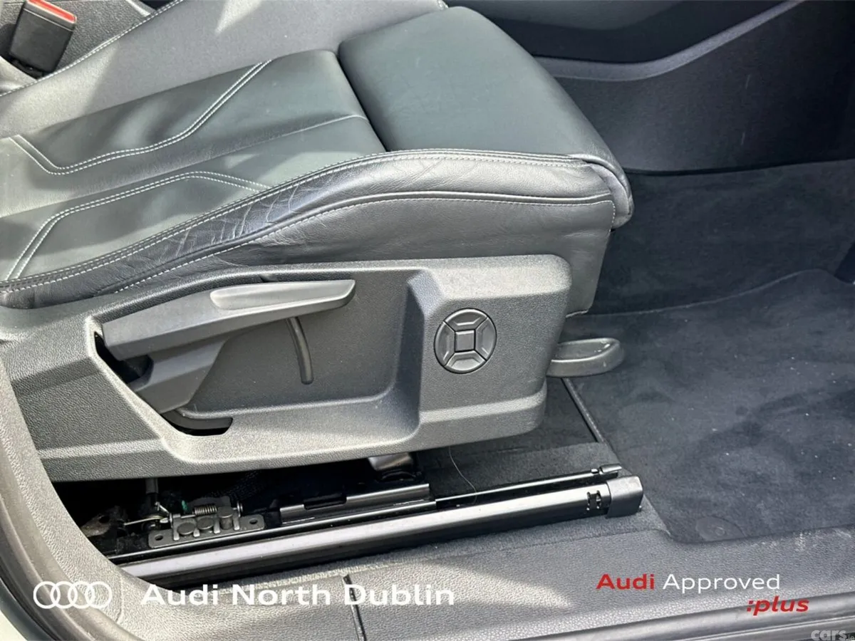 Audi Q3 SUV, Petrol Plug-in Hybrid, 2024, Grey