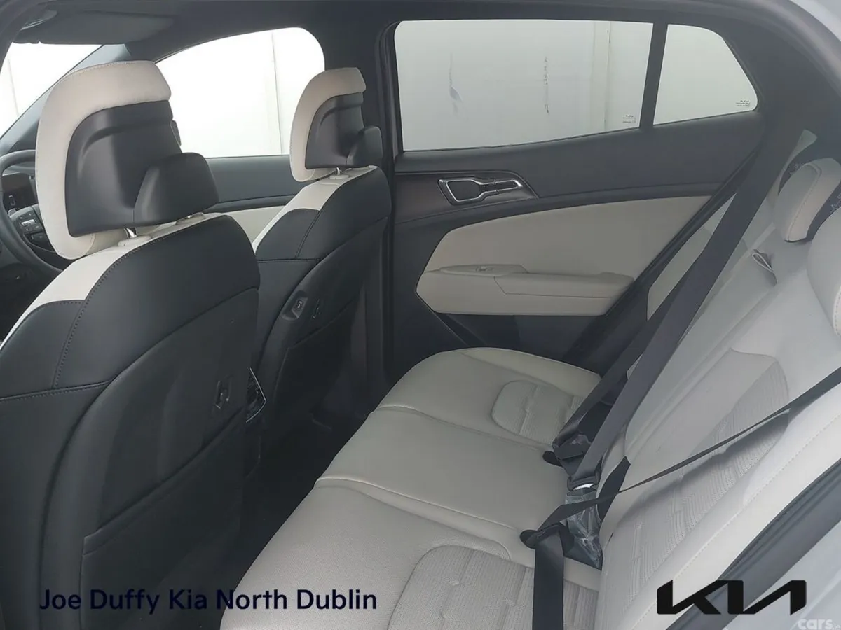 Kia Sportage SUV, Petrol Hybrid, 2026, Grey