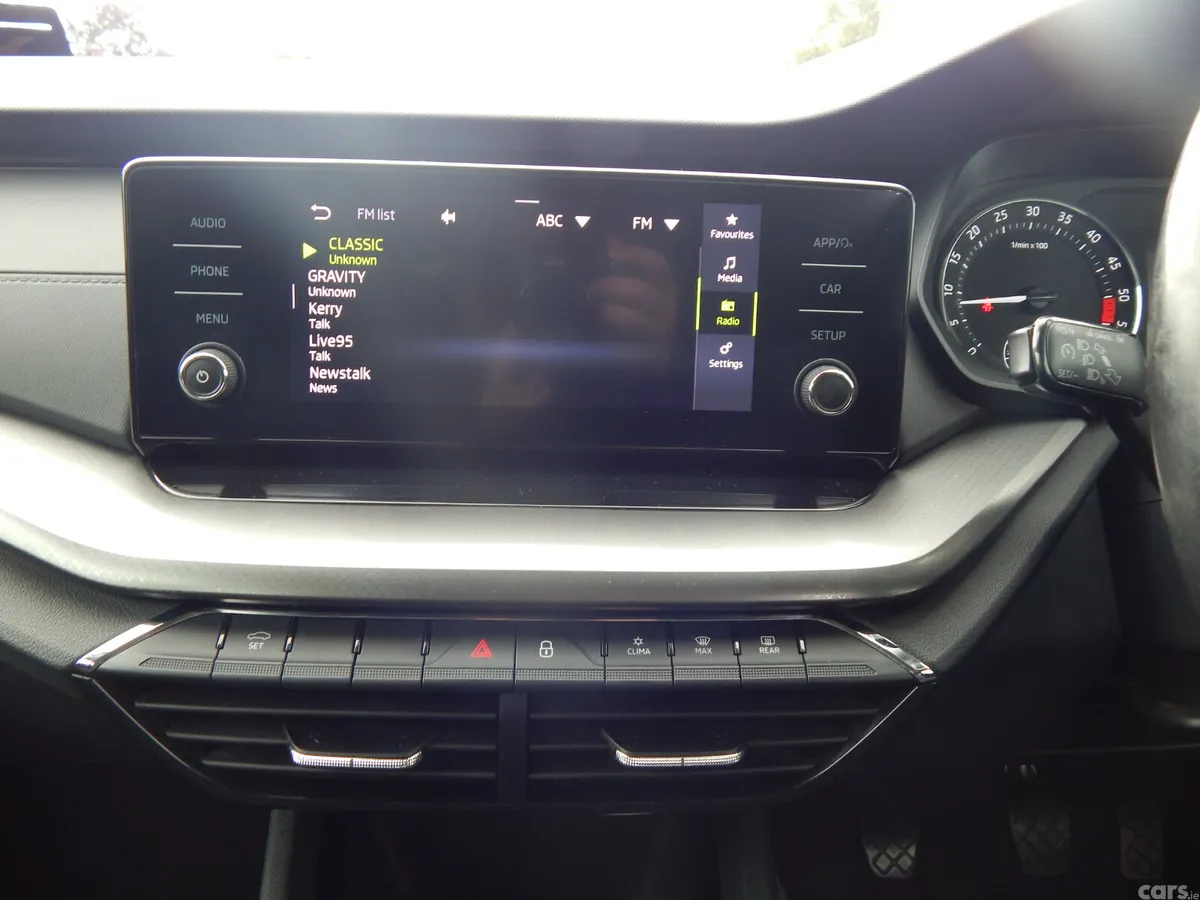 Skoda Octavia Saloon, Diesel, 2022, Grey