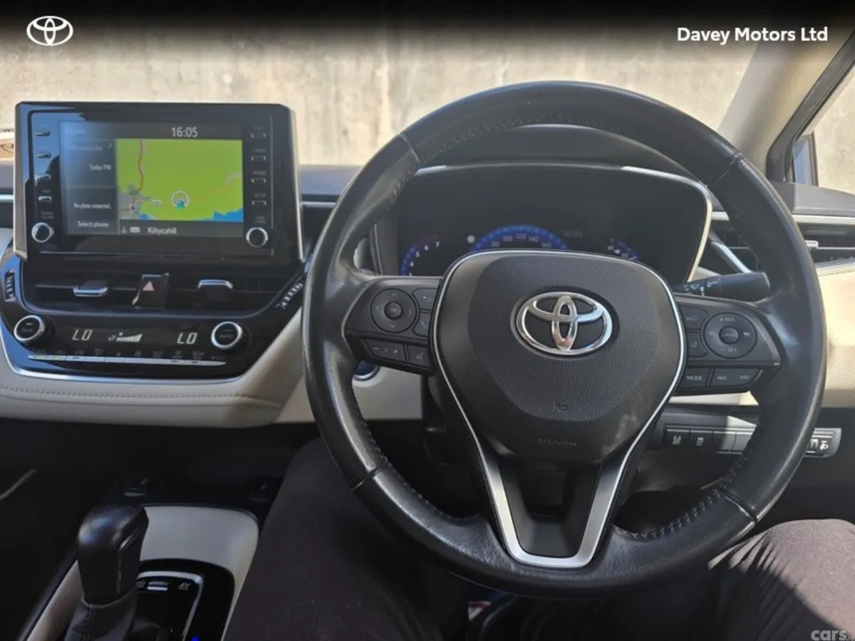 Toyota Corolla Saloon, Petrol Hybrid, 2020, Grey