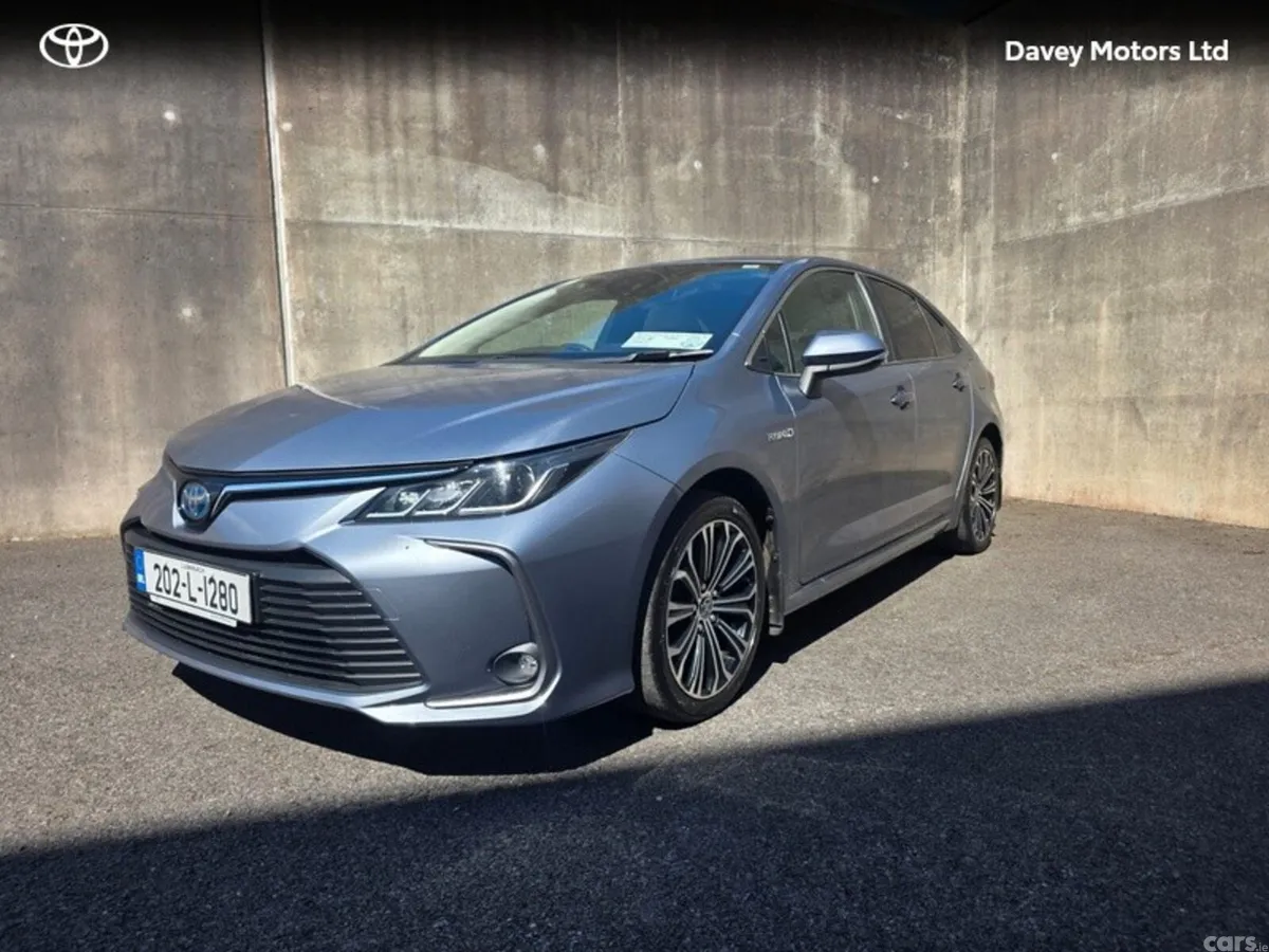 Toyota Corolla Saloon, Petrol Hybrid, 2020, Grey