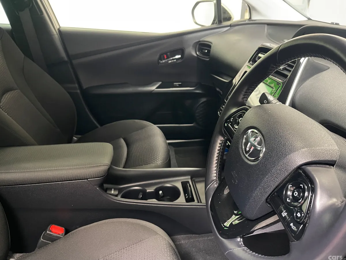 Toyota Prius Hatchback, Petrol Hybrid, 2021, Silver