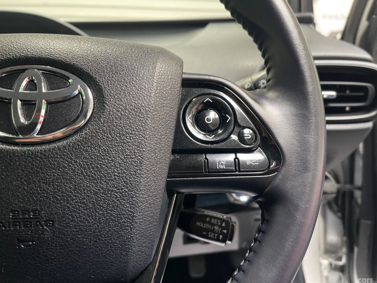 Toyota Prius Hatchback, Petrol Hybrid, 2021, Silver