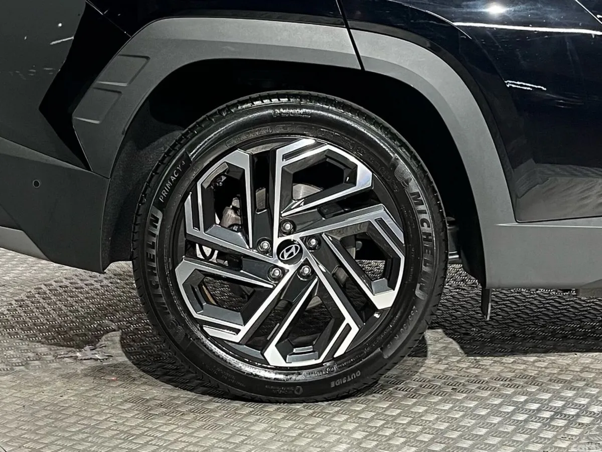 Hyundai Tucson SUV, Petrol Hybrid, 2025, Black