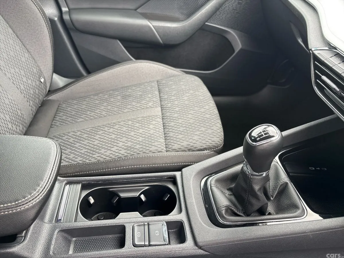 Skoda Octavia Saloon, Diesel, 2024, Blue
