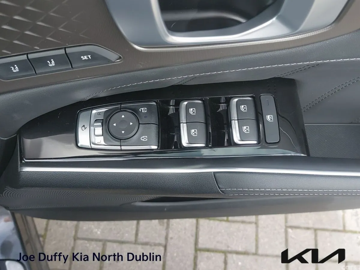 Kia Sorento SUV, Petrol Plug-in Hybrid, 2026, Grey