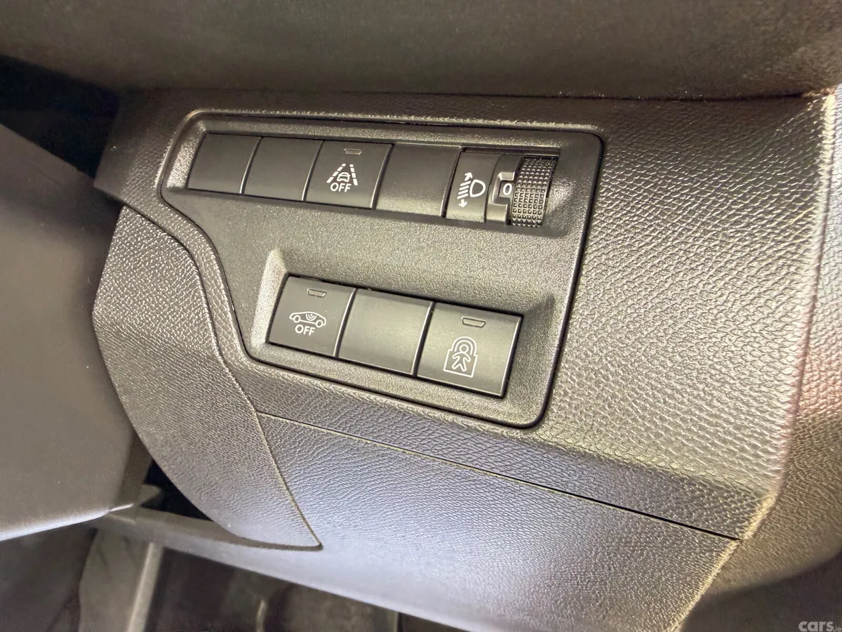 Peugeot 3008 MPV, Petrol, 2022, Black