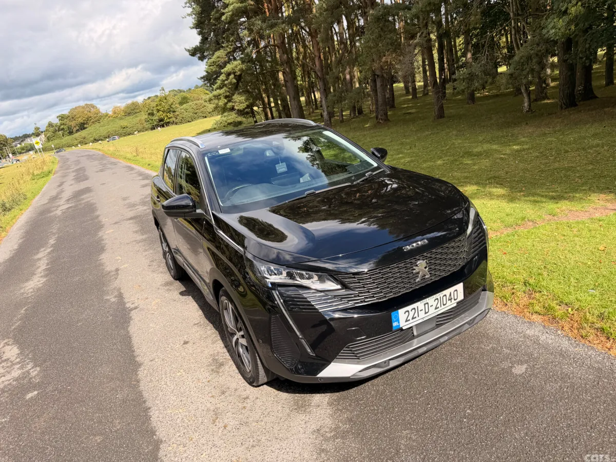 Peugeot 3008 MPV, Petrol, 2022, Black