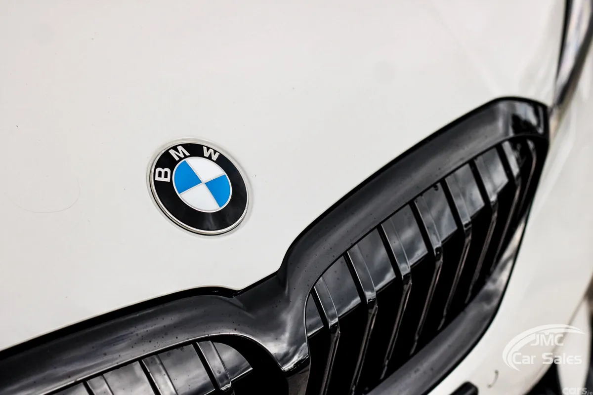 BMW 3-Series Saloon, Petrol Plug-in Hybrid, 2021, White