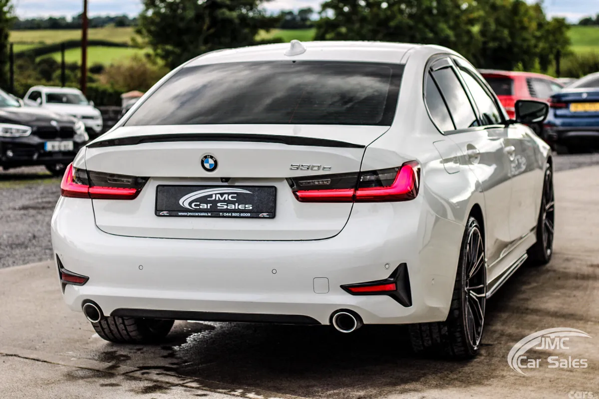 BMW 3-Series Saloon, Petrol Plug-in Hybrid, 2021, White