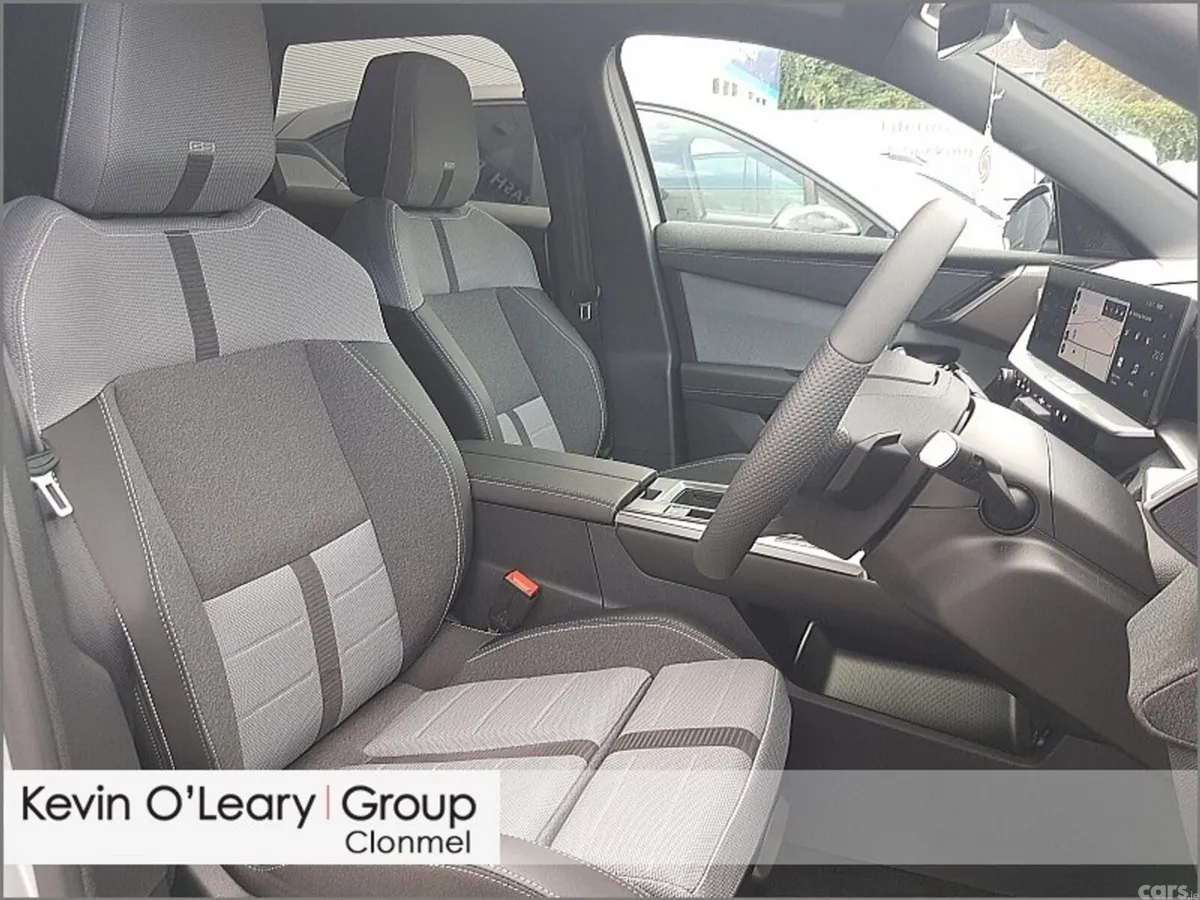 Opel Grandland SUV, Electric, 2026, Grey