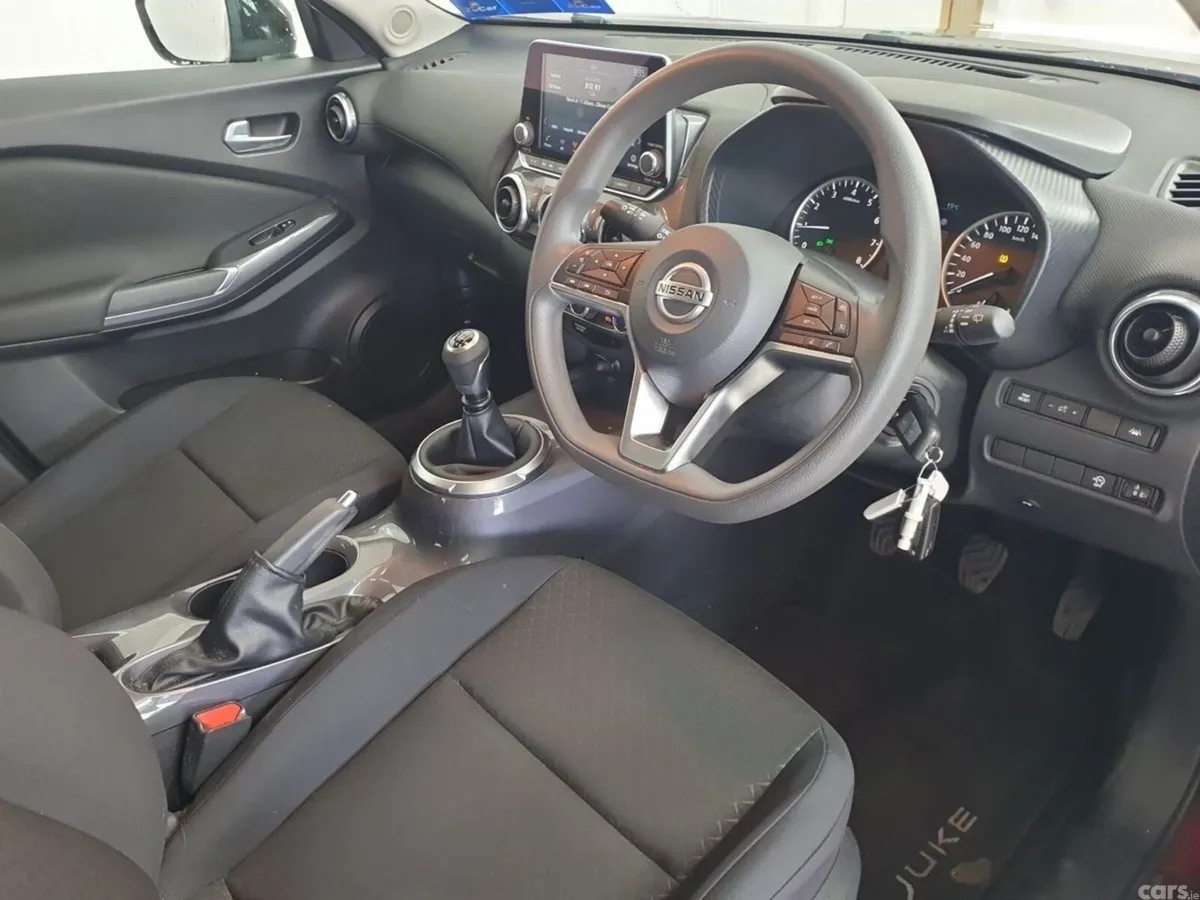 Nissan Juke SUV, Petrol, 2021, Red