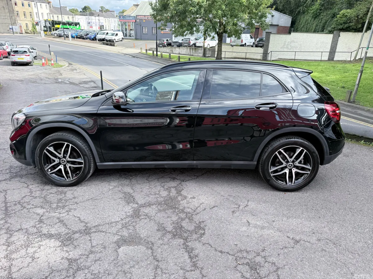 Mercedes-Benz GLA SUV, Petrol, 2019, Black