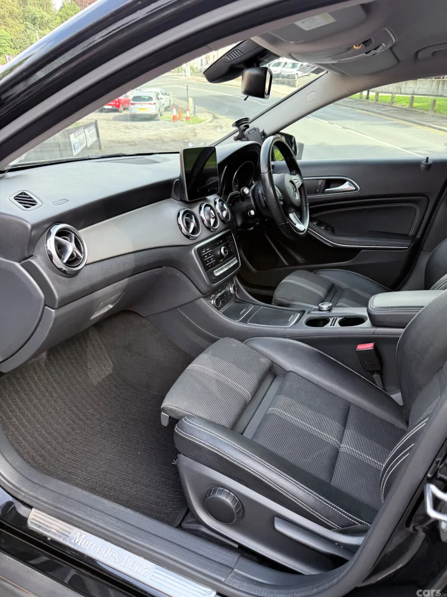 Mercedes-Benz GLA SUV, Petrol, 2019, Black