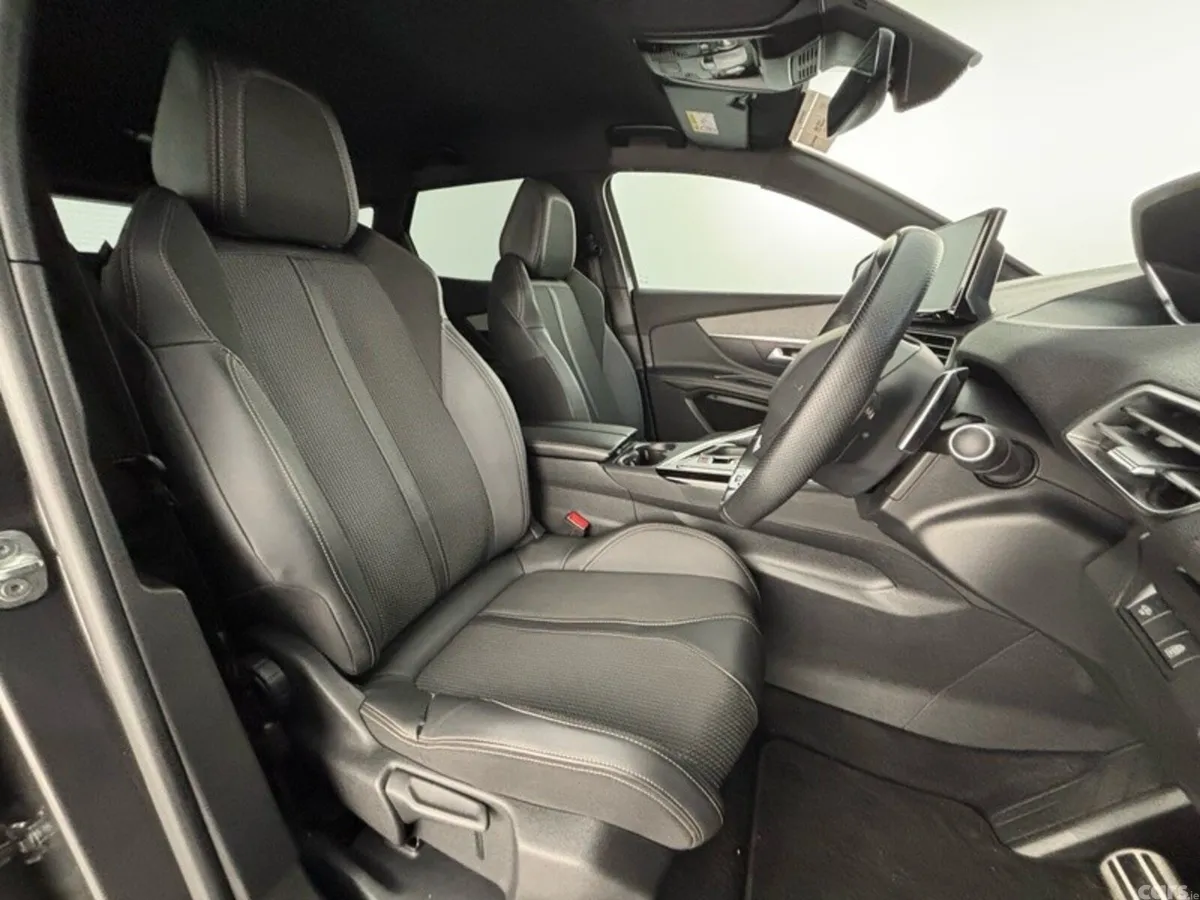 Peugeot 3008 MPV, Diesel, 2024, Grey