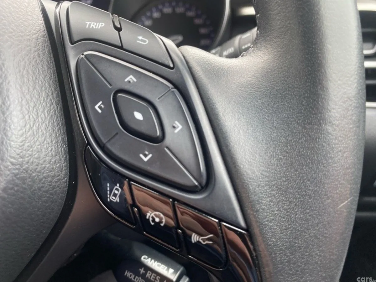 Toyota C-HR SUV, Petrol Hybrid, 2023, Grey