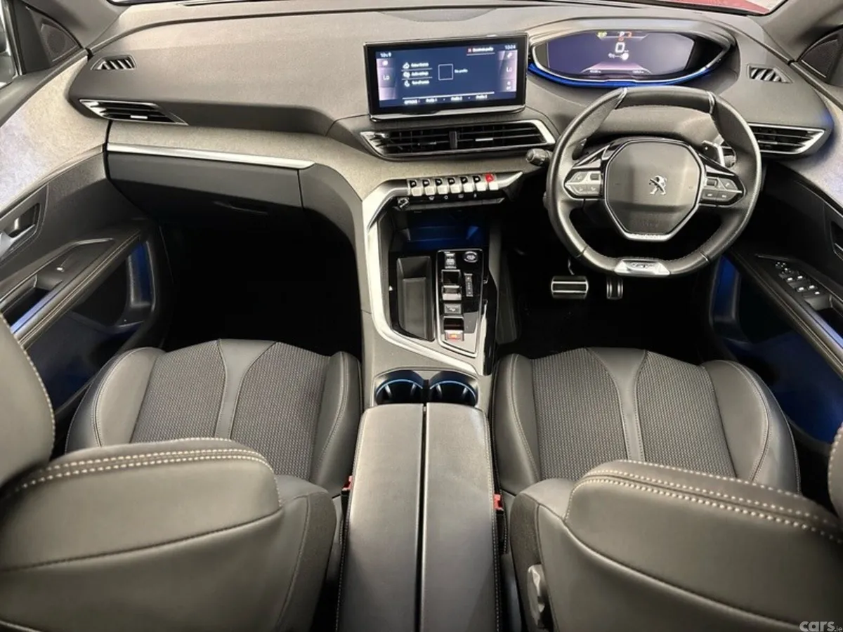 Peugeot 3008 MPV, Diesel, 2024, Grey