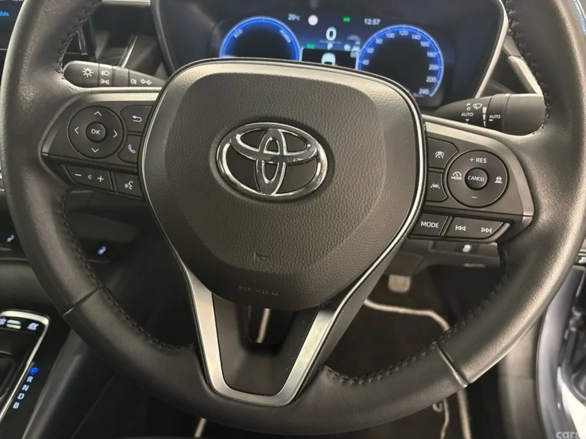 Toyota Corolla Saloon, Petrol Hybrid, 2024, Grey