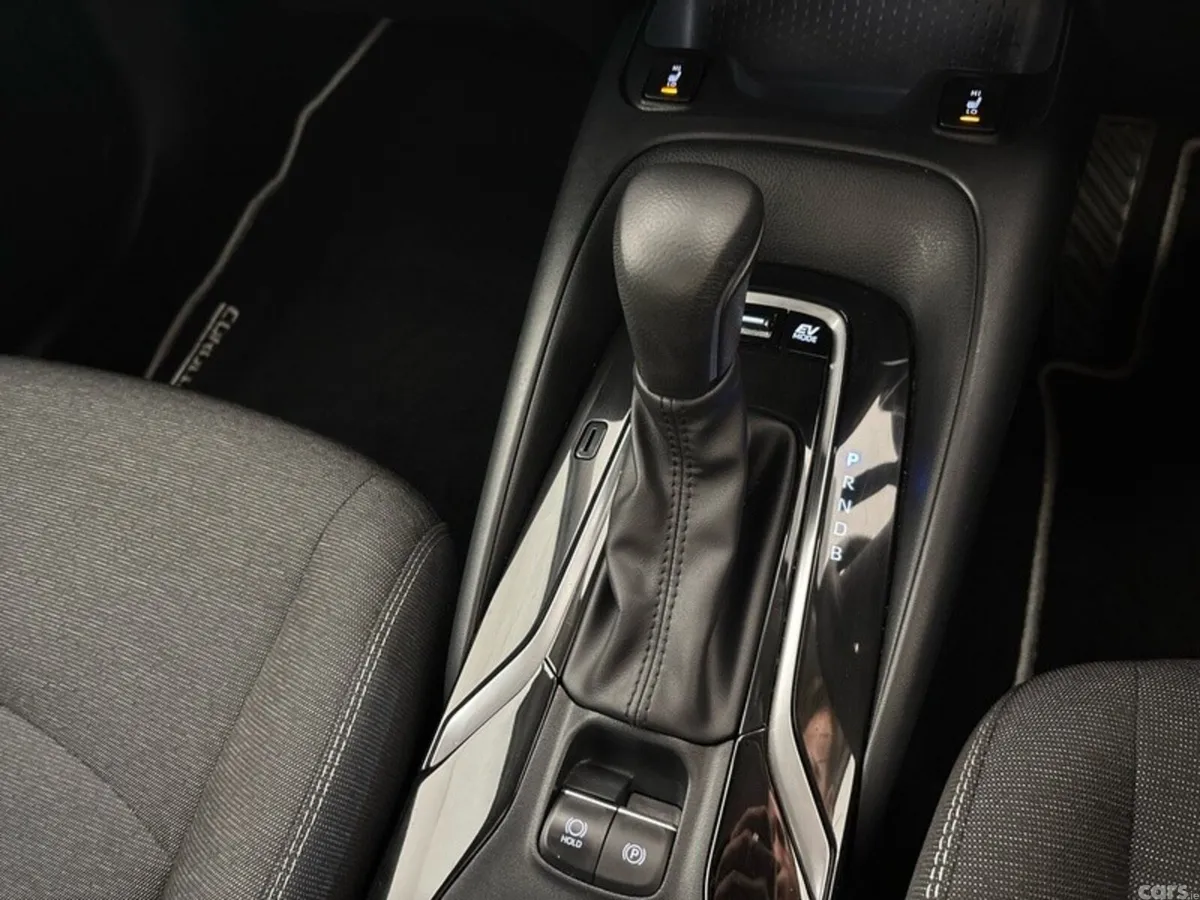 Toyota Corolla Saloon, Petrol Hybrid, 2024, Grey