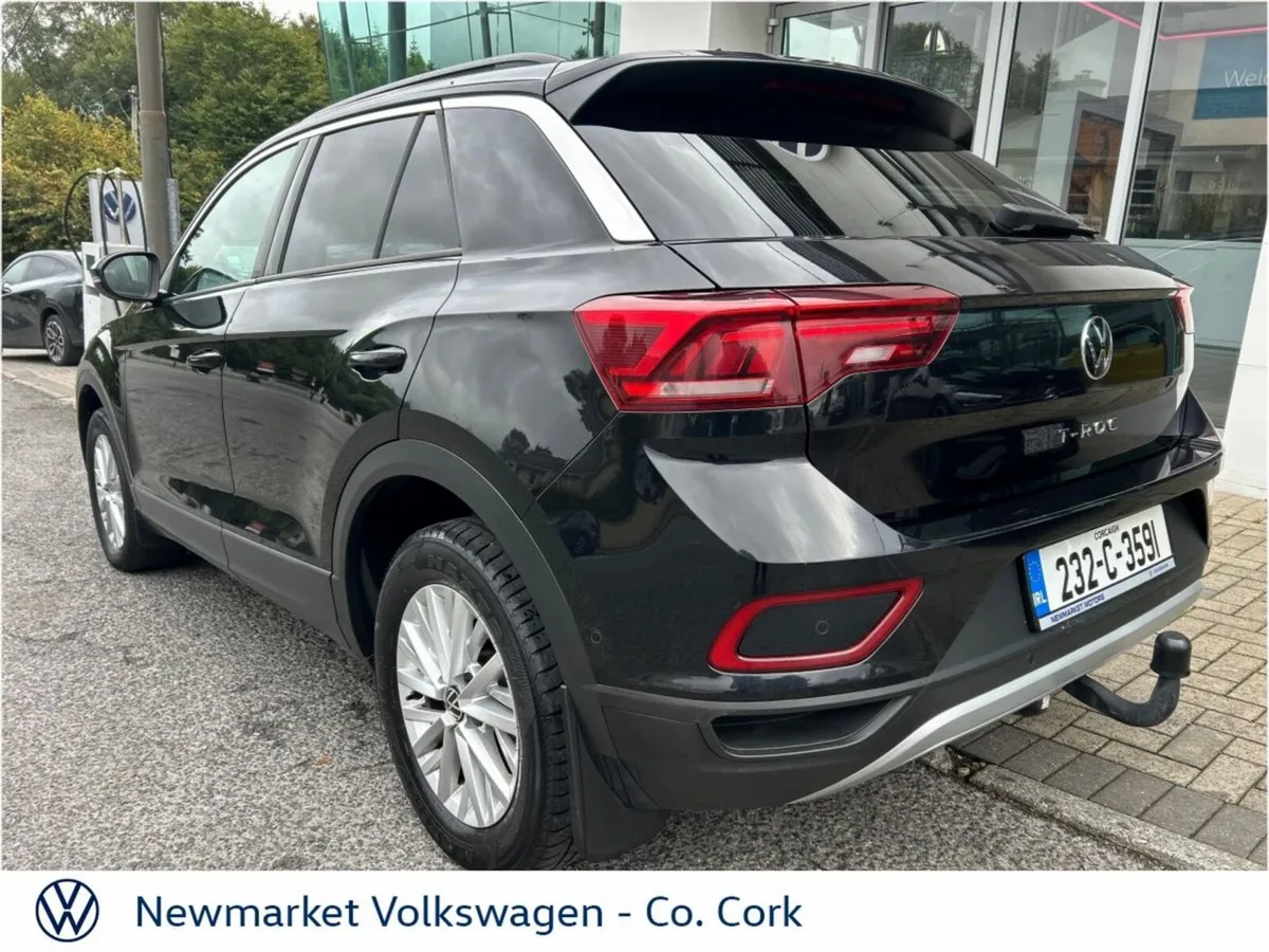 Volkswagen T-Roc SUV, Diesel, 2023, Black