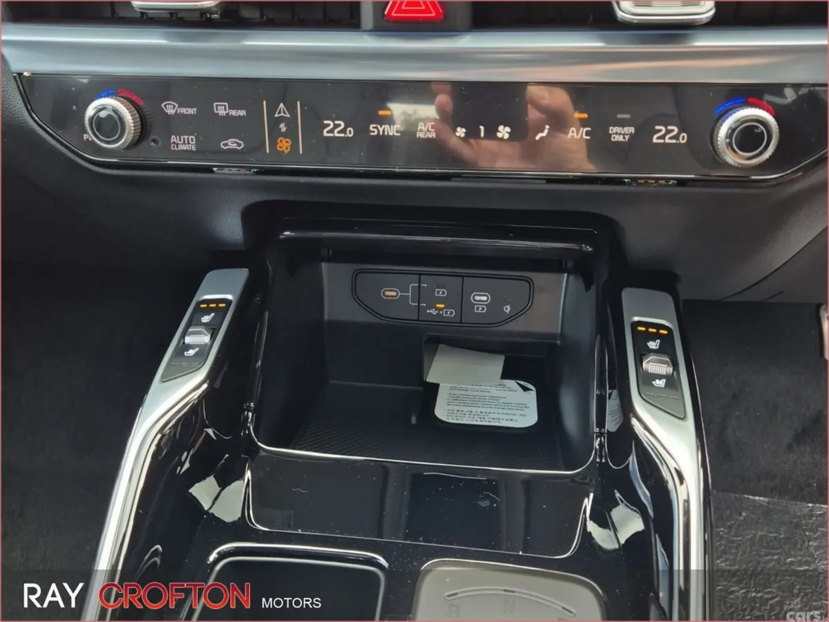 Kia Sorento SUV, Petrol Plug-in Hybrid, 2026, White