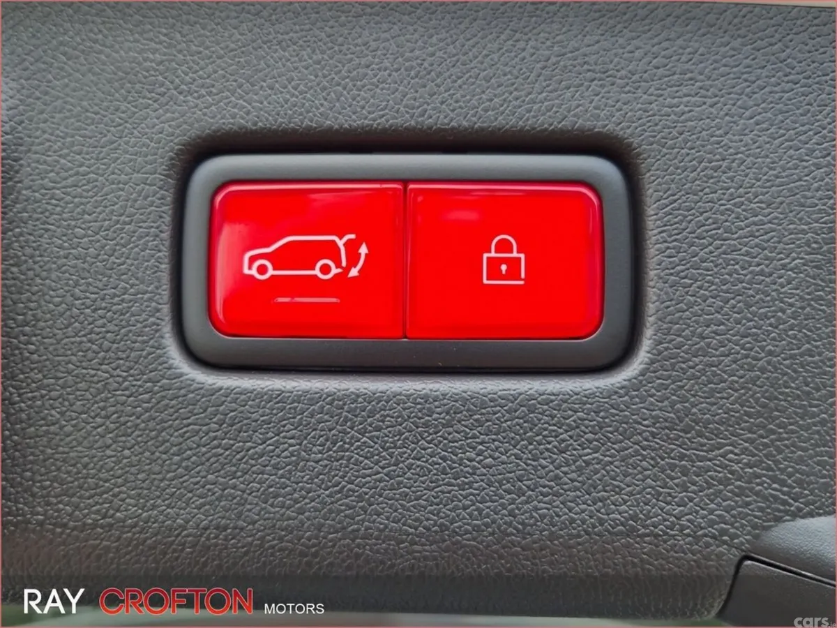 Kia Sorento SUV, Petrol Plug-in Hybrid, 2026, White