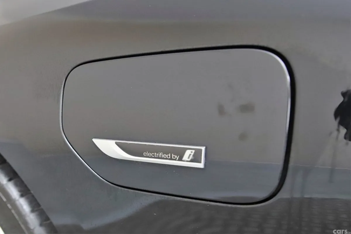 BMW 3-Series Saloon, Petrol Plug-in Hybrid, 2022, Black