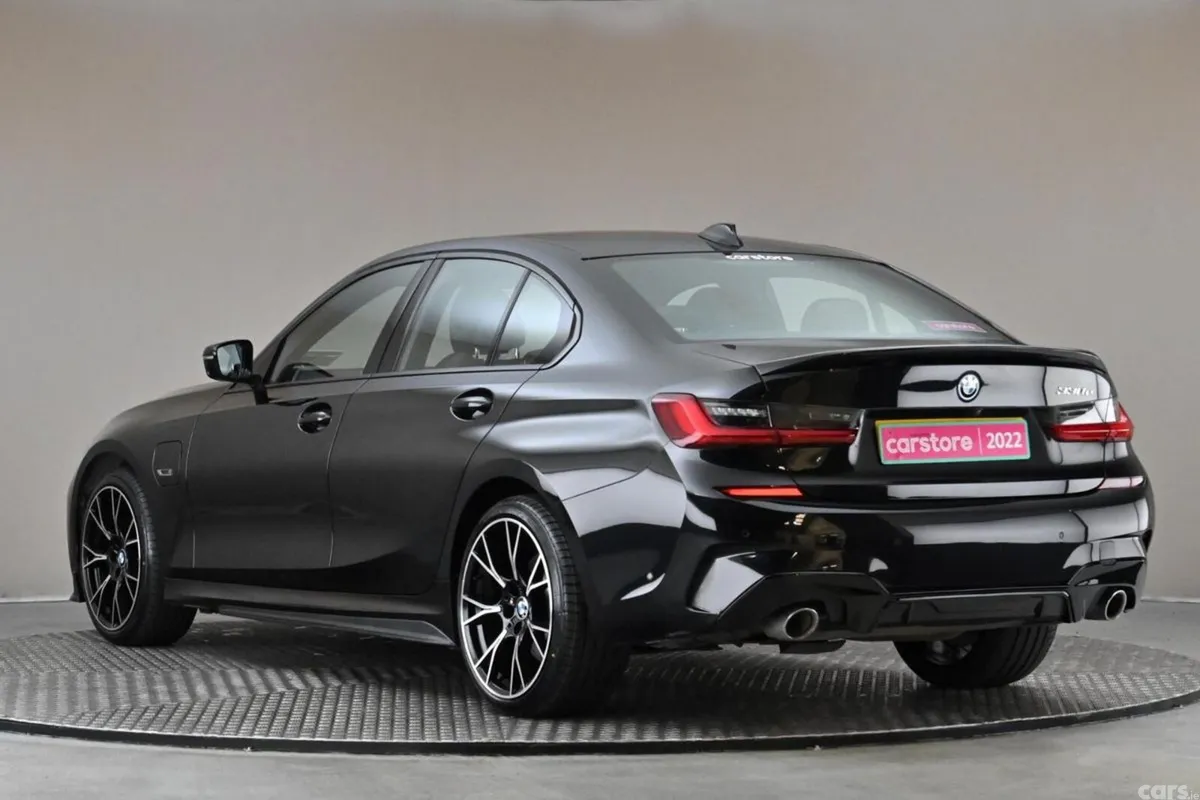 BMW 3-Series Saloon, Petrol Plug-in Hybrid, 2022, Black