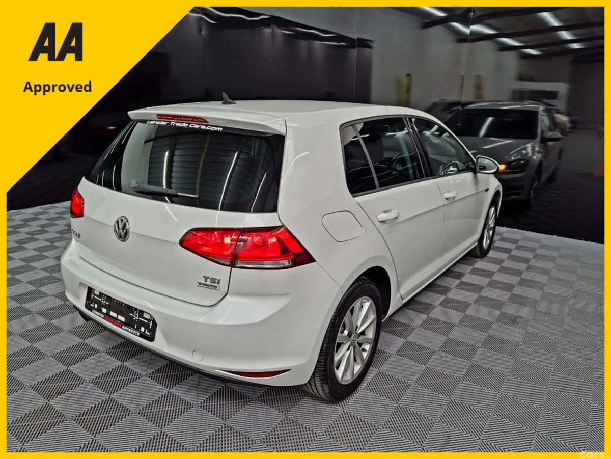 Volkswagen Golf Hatchback, Petrol, 2015, White