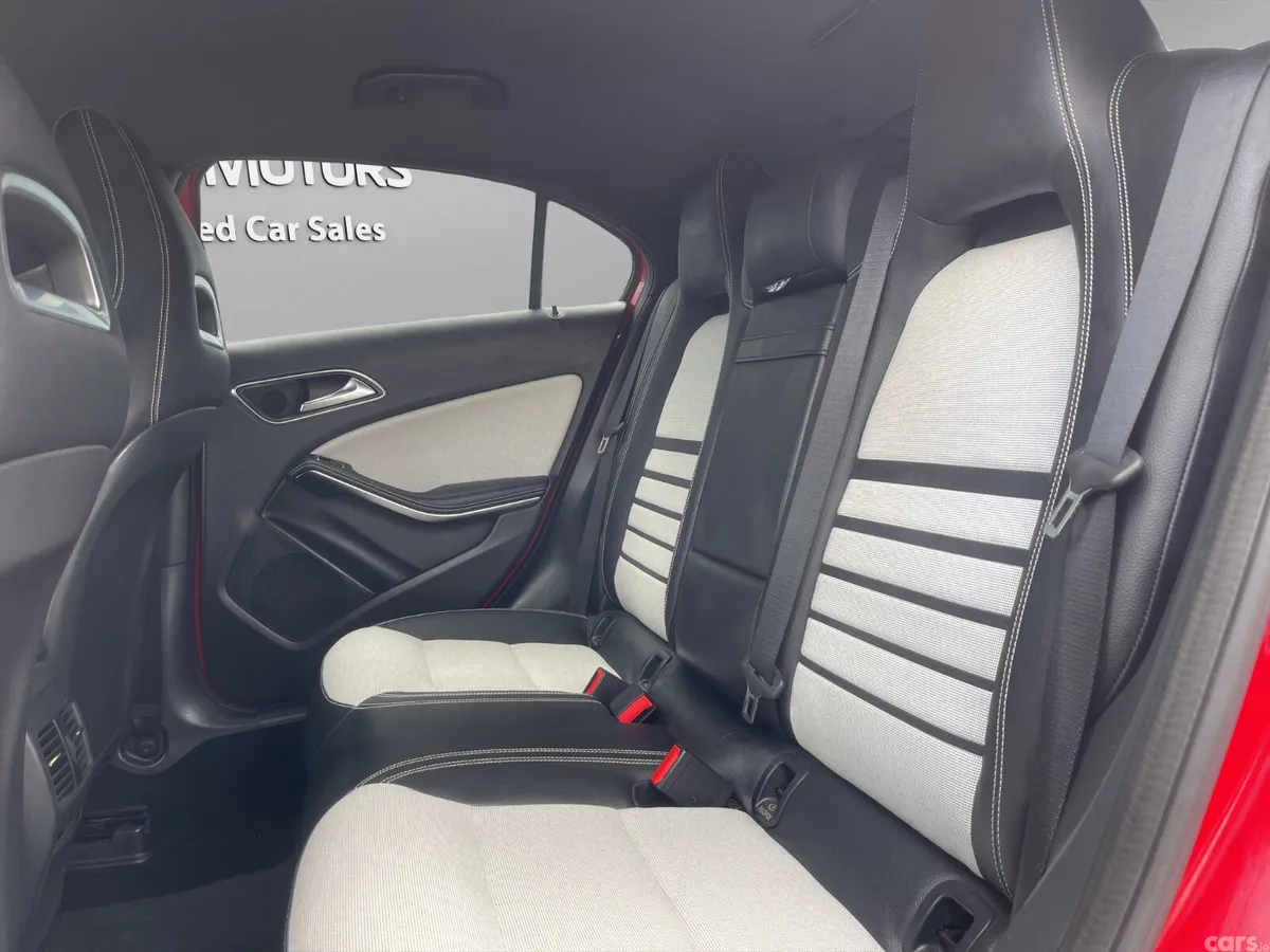 Mercedes-Benz A-Class Hatchback, Petrol, 2014, Red