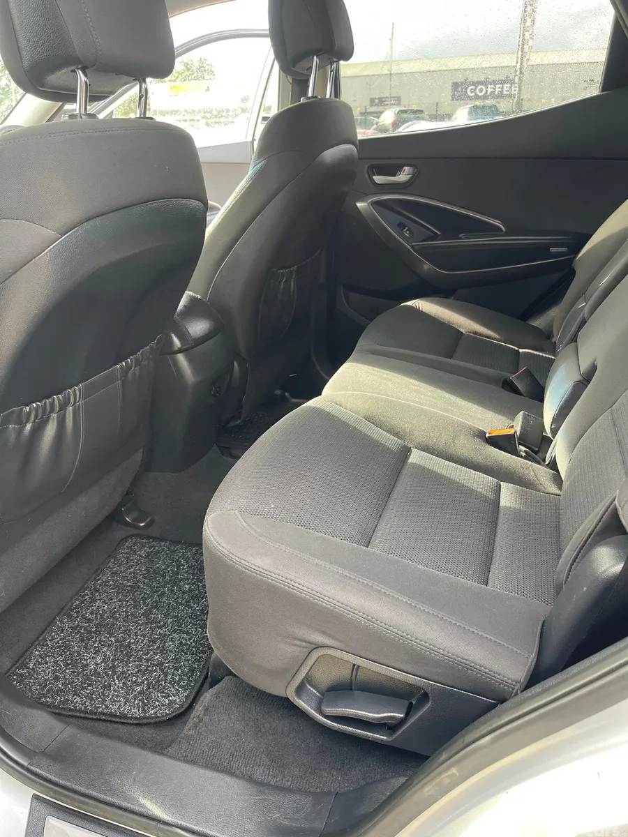 Hyundai Santa Fe SUV, Diesel, 2014, Silver