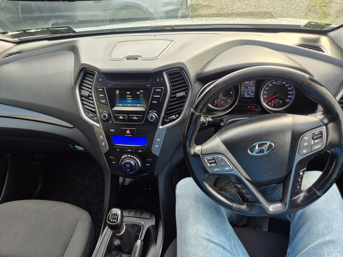Hyundai Santa Fe SUV, Diesel, 2014, Silver