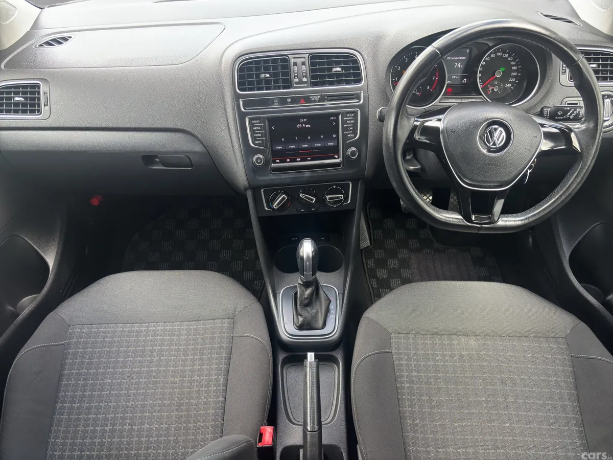 Volkswagen Polo Hatchback, Petrol, 2015, White