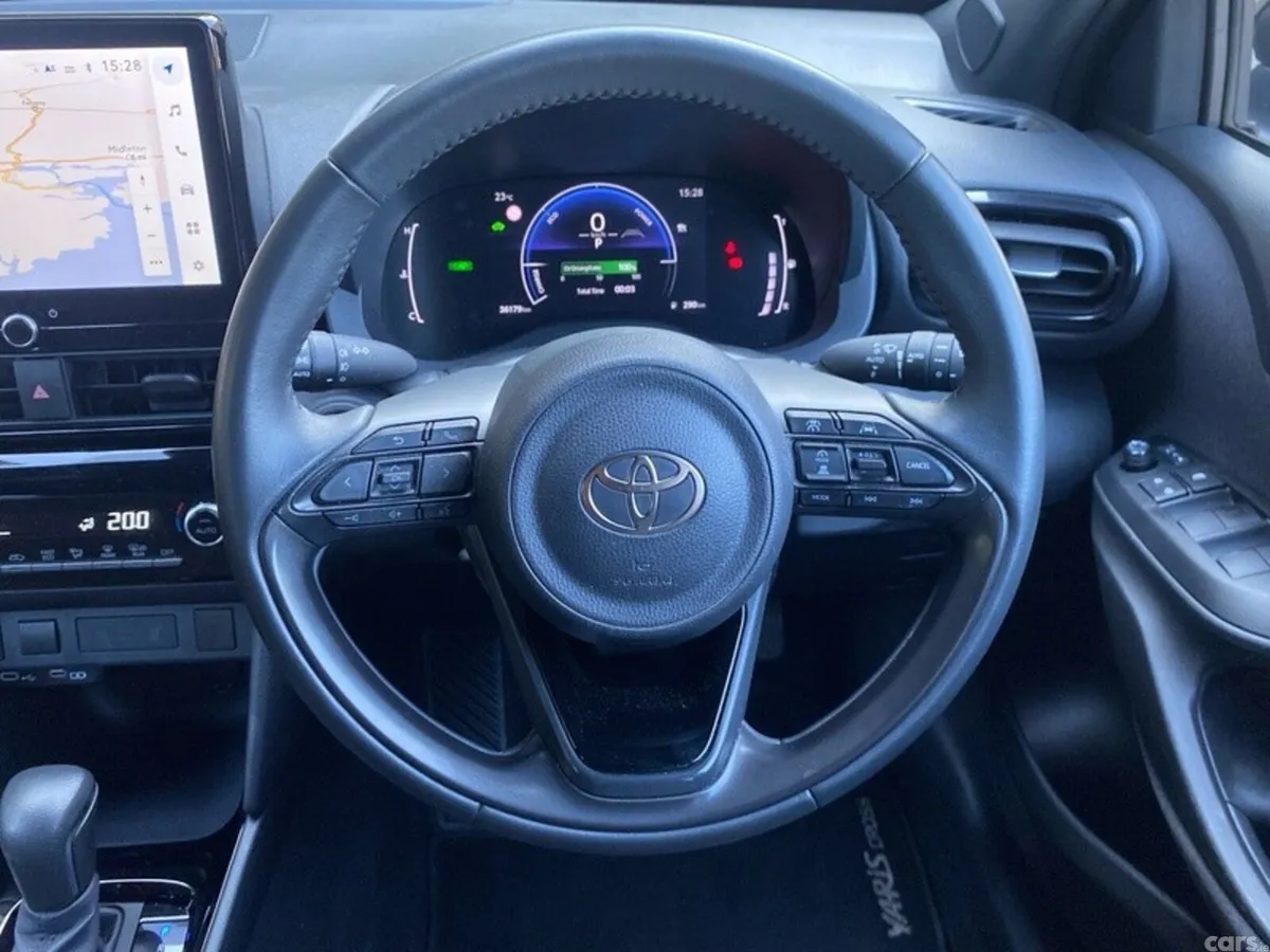 Toyota Yaris Cross Hatchback, Petrol Hybrid, 2024, Black