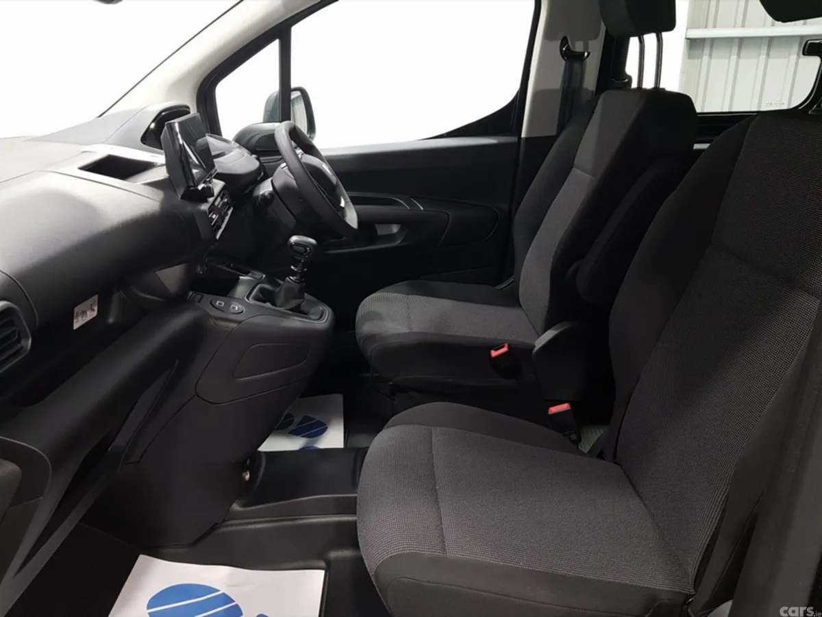 Peugeot Partner Van, Diesel, 2026, Black