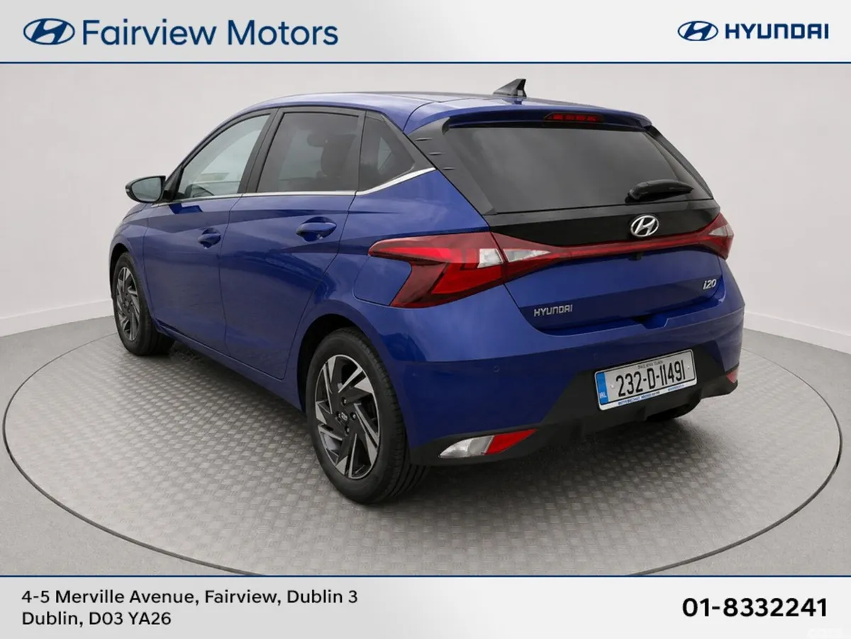 Hyundai i20 Hatchback, Petrol, 2023, Blue